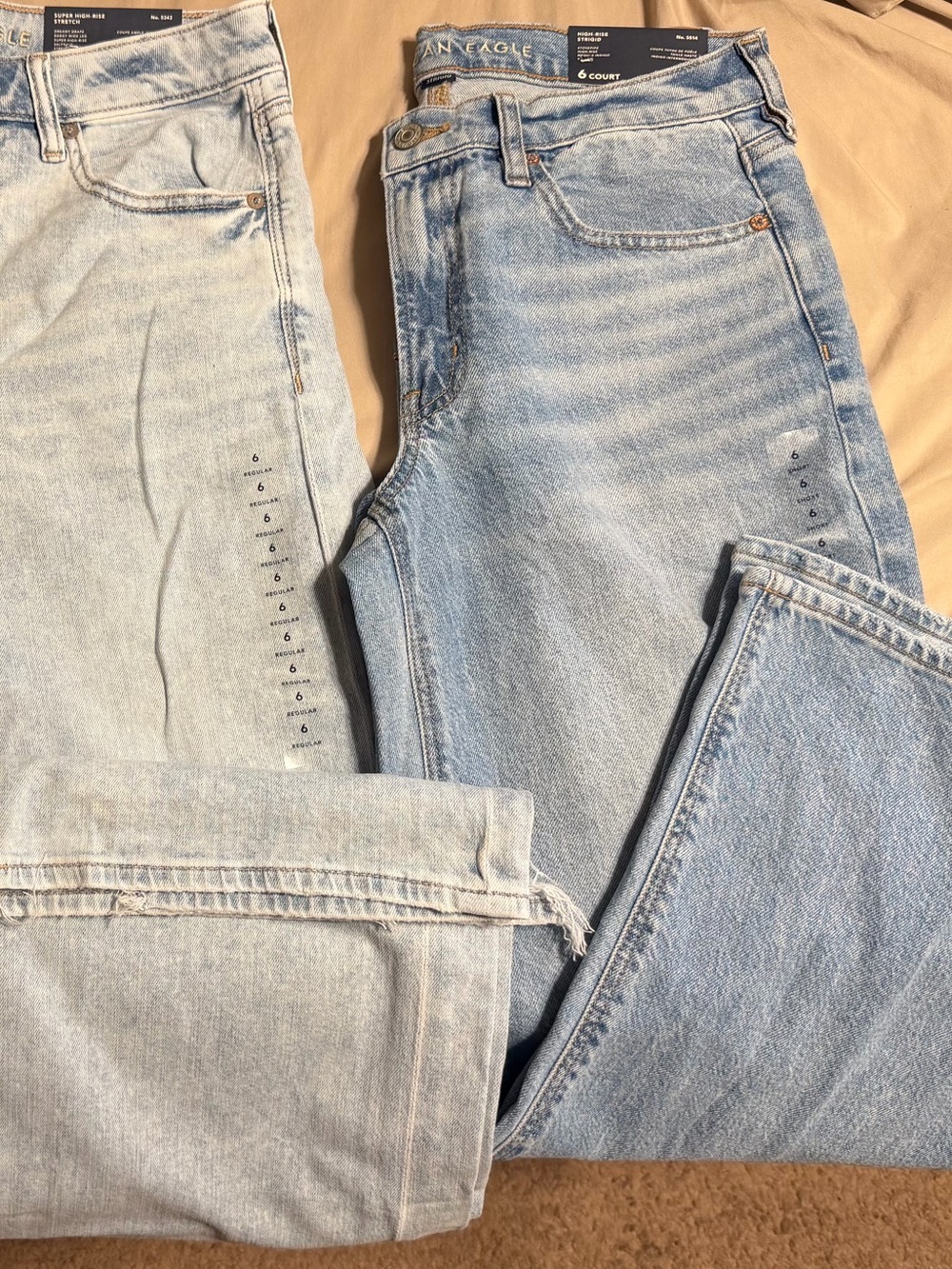 American Eagle Outfitters Women's High-Rise Light Wash Jeans